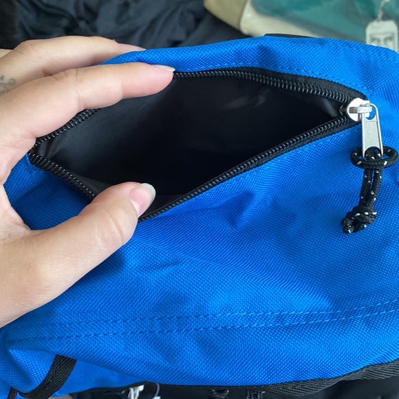 Backpack - Picture 4 of 5